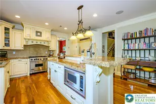 2690 Imperial Crest Ln, Lower Saucon Township, PA 18055 - Photo 9