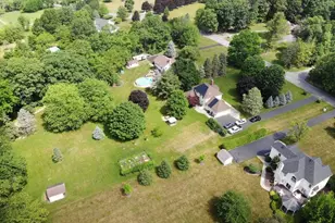 881 Gove Rd, Bushkill Twp, PA 18064 - Photo 29