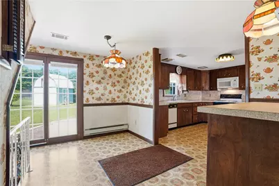 945 Williams Avenue, Walnutport Boro, PA 18088 - Photo 17