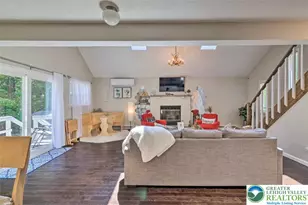 9253 Westwood Dr, Coolbaugh Twp, PA 18466 - Photo 5