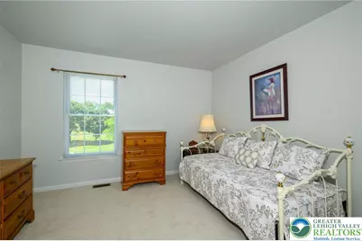 5331 Greenbriar Drive, Hanover Twp, PA 18017 - Photo 27