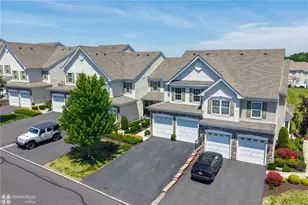 6129 Delaware Crossing, Upper Saucon Township, PA 18036 - Photo 3