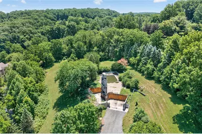 4956 Chestnut Hill Road, Upper Saucon Township, PA 18034 - Photo 3