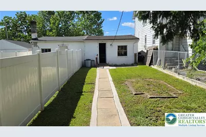 315 Mulberry Street, Catasauqua Boro, PA 18032 - Photo 3