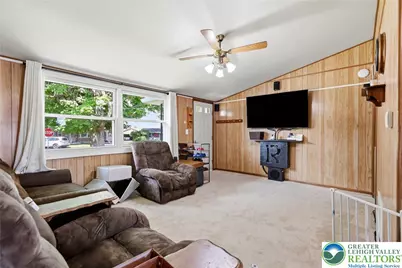 65 Seyfried Avenue, Upper Nazareth Twp, PA 18064 - Photo 5