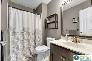 324 Tamarack Dr, South Whitehall Township, PA 18104 - Photo 23