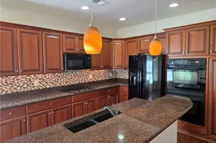 4105 Pine Hurst Dr, Allen Township, PA 18067 - Photo 9