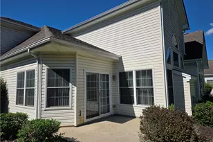 4105 Pine Hurst Dr, Allen Township, PA 18067 - Photo 7
