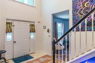 2014 Gorden Ridge Dr, Price Twp, PA 18302 - Photo 9