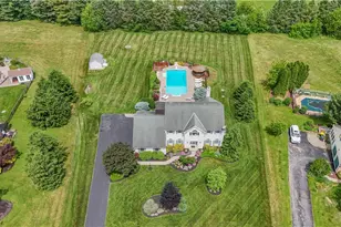 3755 Lindy Dr, North Whitehall Township, PA 18069 - Photo 3