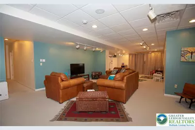 7068 Periwinkle Drive, Macungie Boro, PA 18062 - Photo 25