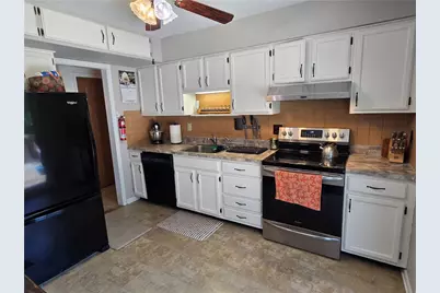 6581 Skyview Lane, Coopersburg Boro, PA 18036 - Photo 17