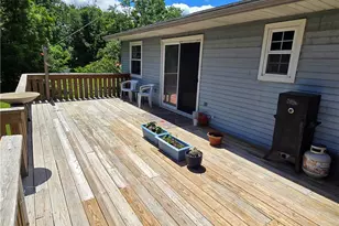 6581 Skyview Ln, Coopersburg Boro, PA 18036 - Photo 9