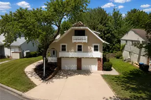 1423 Garden Ave, Salisbury Township, PA 18103 - Photo 3