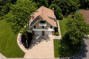 1423 Garden Ave, Salisbury Township, PA 18103 - Photo 7