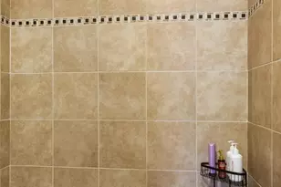 222 S Franklin St, Washington Twp, PA 18072 - Photo 17