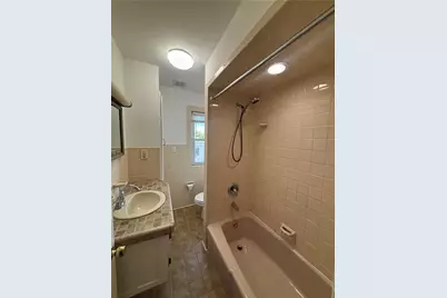 2238 Fairview Avenue, Wilson, PA 18042 - Photo 11