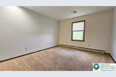 2810 County Line Road, Lower Saucon Township, PA 18055 - Photo 17