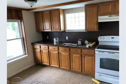 135 N Cedar Street, Nazareth Boro, PA 18064 - Photo 5