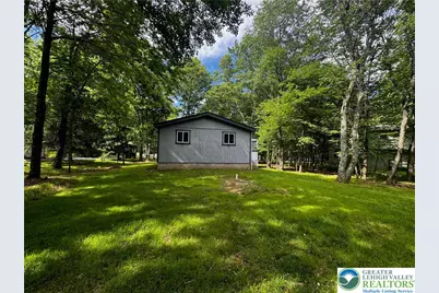 33 Eliot Lane, Penn Forrest, PA 18210 - Photo 5