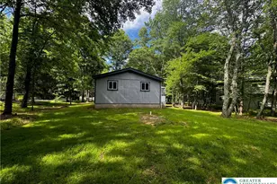 33 Eliot Ln, Penn Forrest, PA 18210 - Photo 5