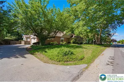 3608 Highland Street, South Whitehall Township, PA 18104 - Photo 3