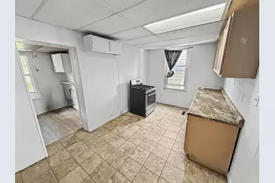 422 Carlton Avenue, Bethlehem, PA 18015 - Photo 5