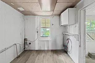 422 Carlton Ave, Bethlehem City, PA 18015 - Photo 11