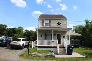 24 School Row St, Pottsville, PA 17901 - Photo 3