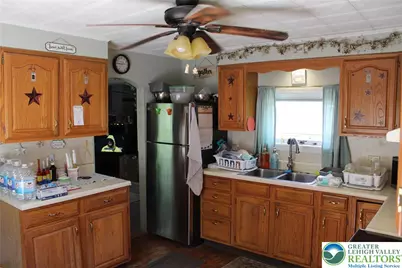 24 School Row Street, Pottsville, PA 17901 - Photo 11