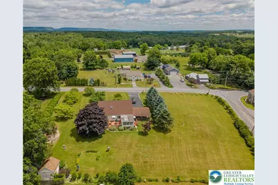 40 Locke Heights Road, Washington Twp, PA 18013 - Photo 9
