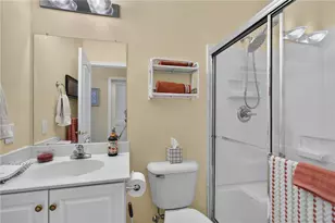6616 Blue Heather Ct, Lower Macungie Township, PA 18062 - Photo 33