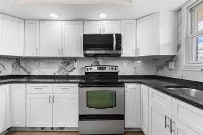 3036 S 6th Avenue, Whitehall Township, PA 18052 - Photo 21