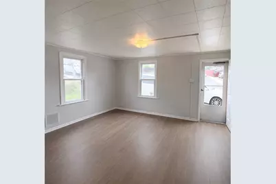 925 Sullivan Street, Bethlehem City, PA 18015 - Photo 3