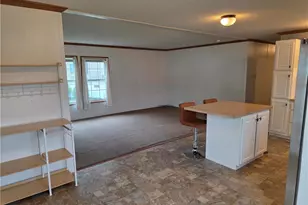 4202 Silver Fox Ct, North Whitehall Township, PA 18069 - Photo 7