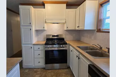 4202 Silver Fox Court, North Whitehall Township, PA 18069 - Photo 5