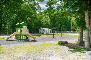 307 Timber Hill Rd, Price Twp, PA 18332 - Photo 41