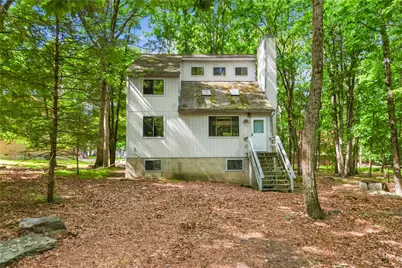 1422 Melrose Terrace, Stroud Twp, PA 18301 - Photo 1