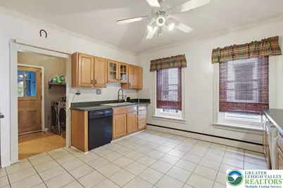 26 N 6th Street, Emmaus Boro, PA 18049 - Photo 11