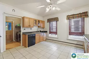 26 N Sixth St, Emmaus Boro, PA 18049 - Photo 11