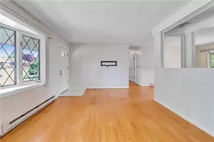 112 Charles Dr, Allentown City, PA 18104 - Photo 3