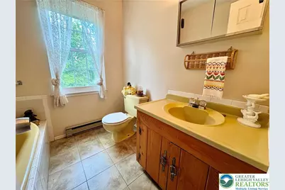 5705 Bel Air Drive, Upper Saucon Township, PA 18036 - Photo 15