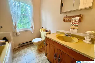 5705 Bel Air Dr, Upper Saucon Township, PA 18036 - Photo 15