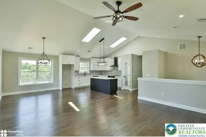 2212 Skyline Drive, Washington Township, PA 18080 - Photo 15