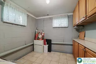 137 Outer Dr, Coolbaugh Twp, PA 18347 - Photo 13