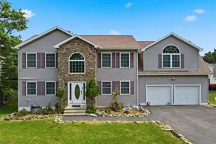 1091 Clover Rd, Long Pond, PA 18334 - Photo 1