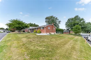 7290 Heather Rd, Macungie Boro, PA 18062 - Photo 3