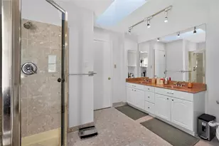 991 Congress St, Whitehall Township, PA 18052 - Photo 13