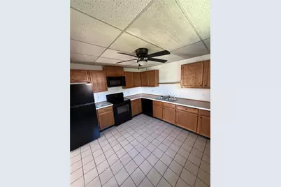 1221 W Whitehall, Allentown City, PA 18102 - Photo 5