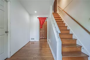 914 N 29th St, Allentown City, PA 18104 - Photo 3